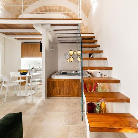 Old Court Luxury Suite&Spa By Monholiday Monopoli Exterior foto