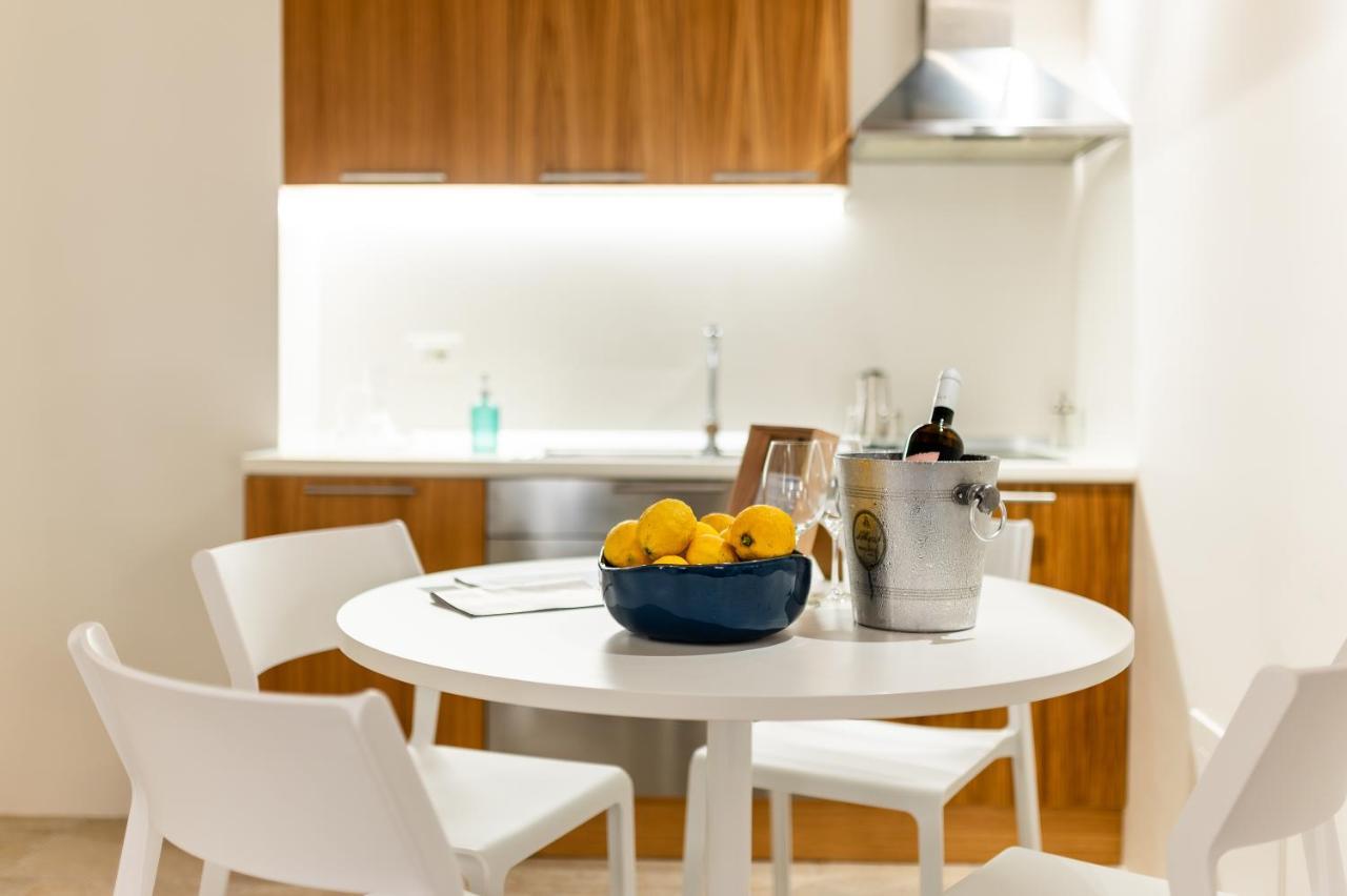 Old Court Luxury Suite&Spa By Monholiday Monopoli Exterior foto