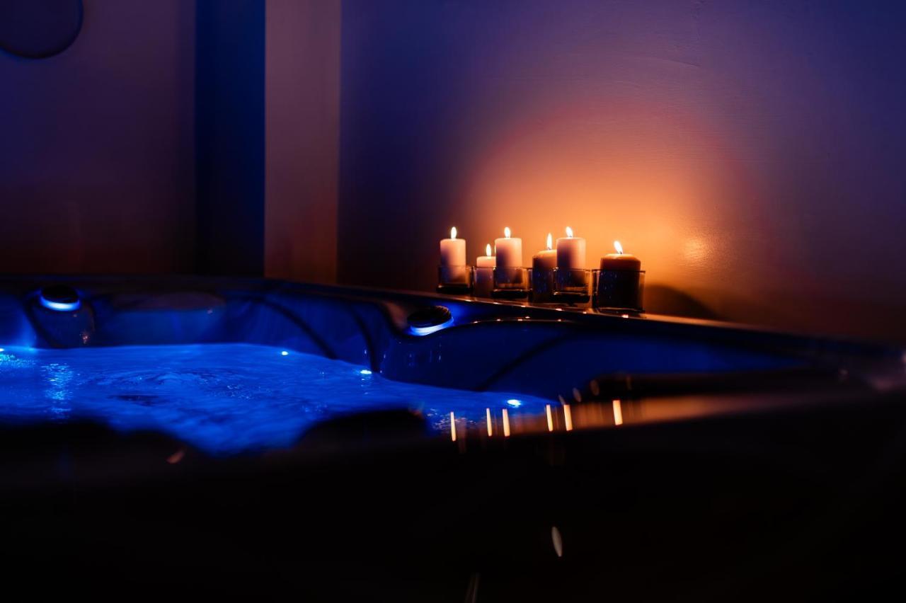 Old Court Luxury Suite&Spa By Monholiday Monopoli Exterior foto
