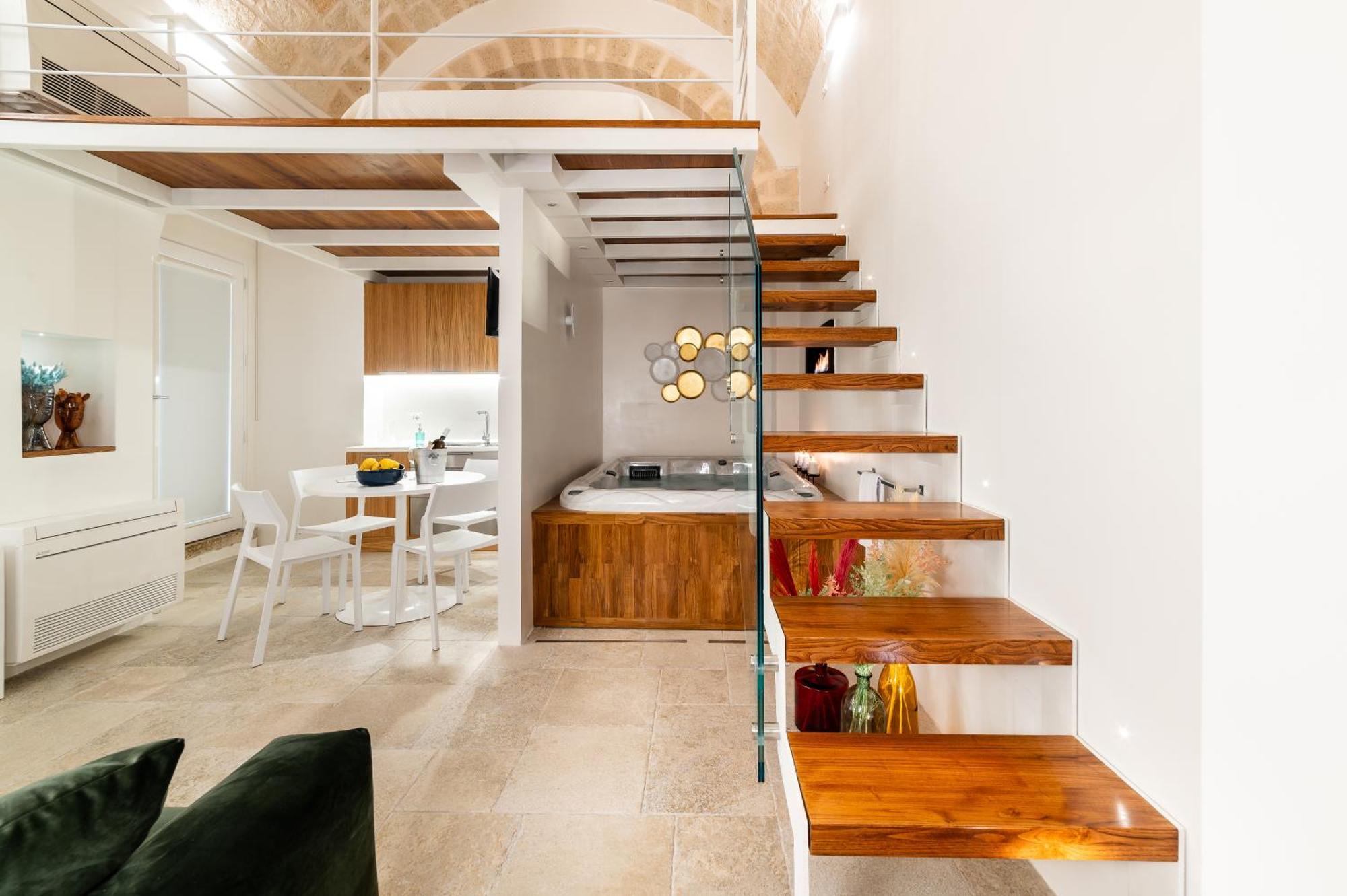 Old Court Luxury Suite&Spa By Monholiday Monopoli Exterior foto